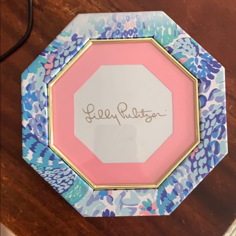 Lilly Pulitzer frame, octagon, Approx 7” across